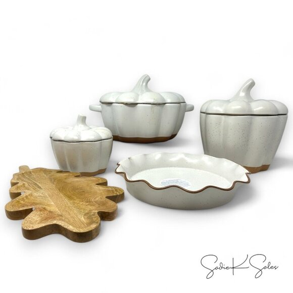 Threshold 2726ml Pumpkin Stoneware Serving Bowl w/ Lid Cream Target Thanksgiving - Picture 5 of 7